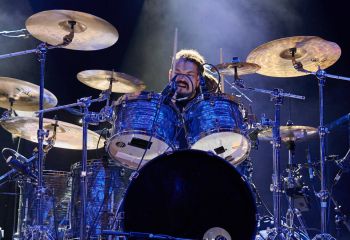 Throw Me To The Wolves - Photo By Peti