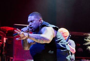 Throw Me To The Wolves - Photo By Peti