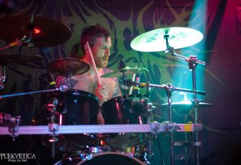 twitch-of-the-death-nerve-oelfleck-eventbar-frauenfeld-11-04-26-23