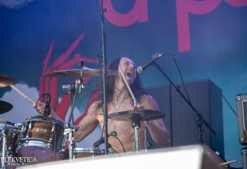 Unpeople - Photo by Marc