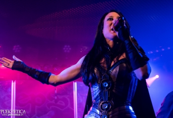 DEEP SUN - Photo by Nati