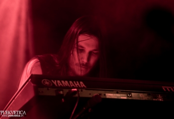 DEEP SUN - Photo by Nati