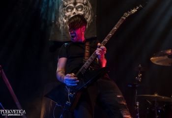 Driven Under - Photo by Nati