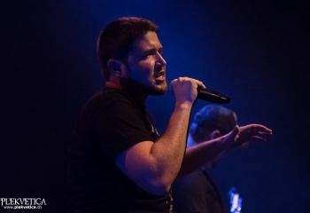 Driven Under - Photo by Nati