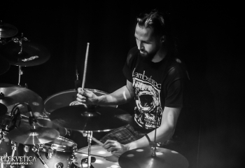 Driven Under - Photo by Nati