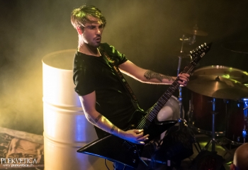 Driven Under - Photo by Nati