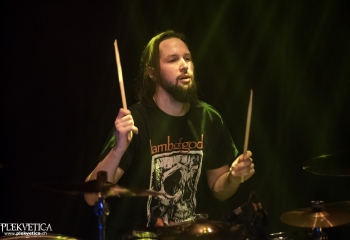 Driven Under - Photo by Nati