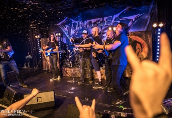 Gonoreas - Photo By Marc