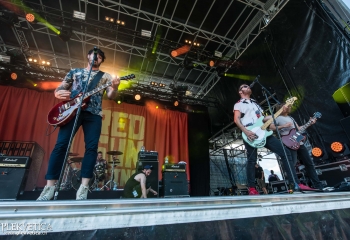 Red Sun Rising - Photo By Dänu