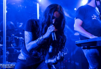 SHADOWPATH - Photo by Nati