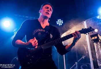 SHADOWPATH - Photo by Nati