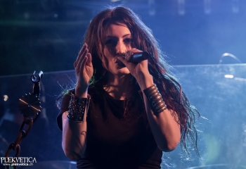 SHADOWPATH - Photo by Nati